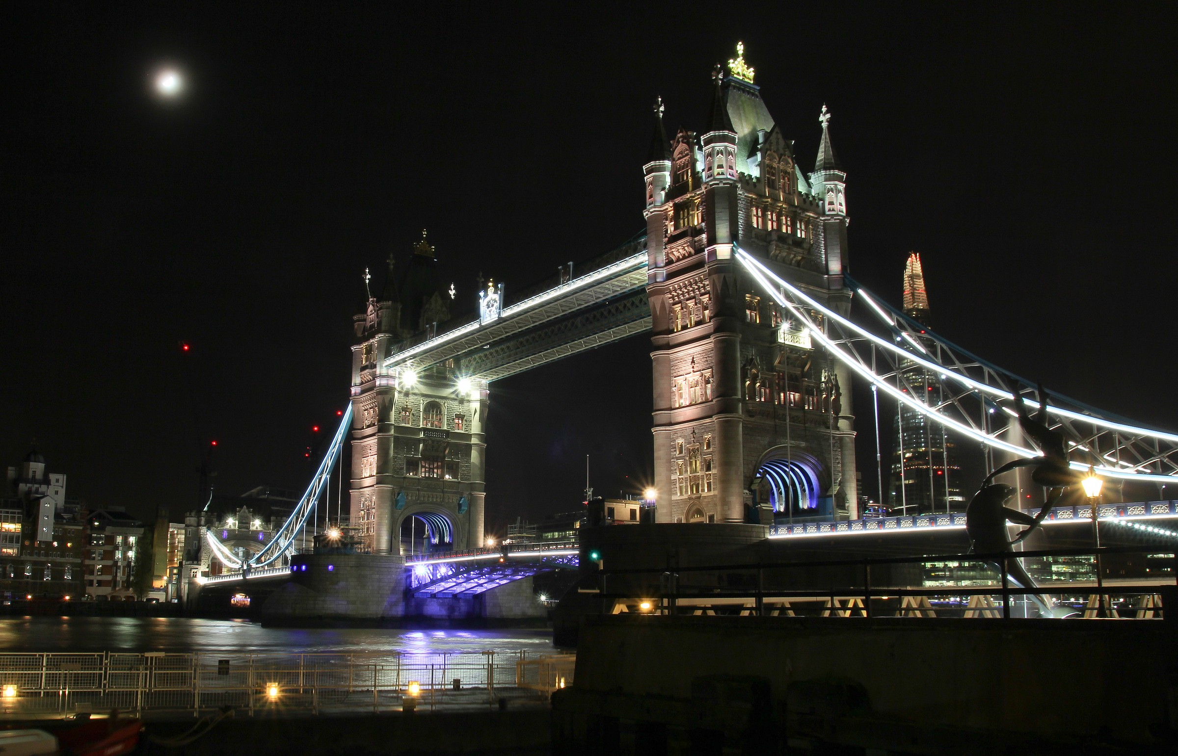 tower bridge