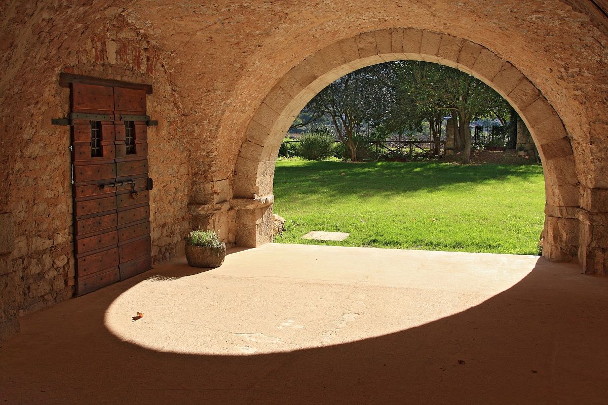 Fossanova Abbey - Games of light