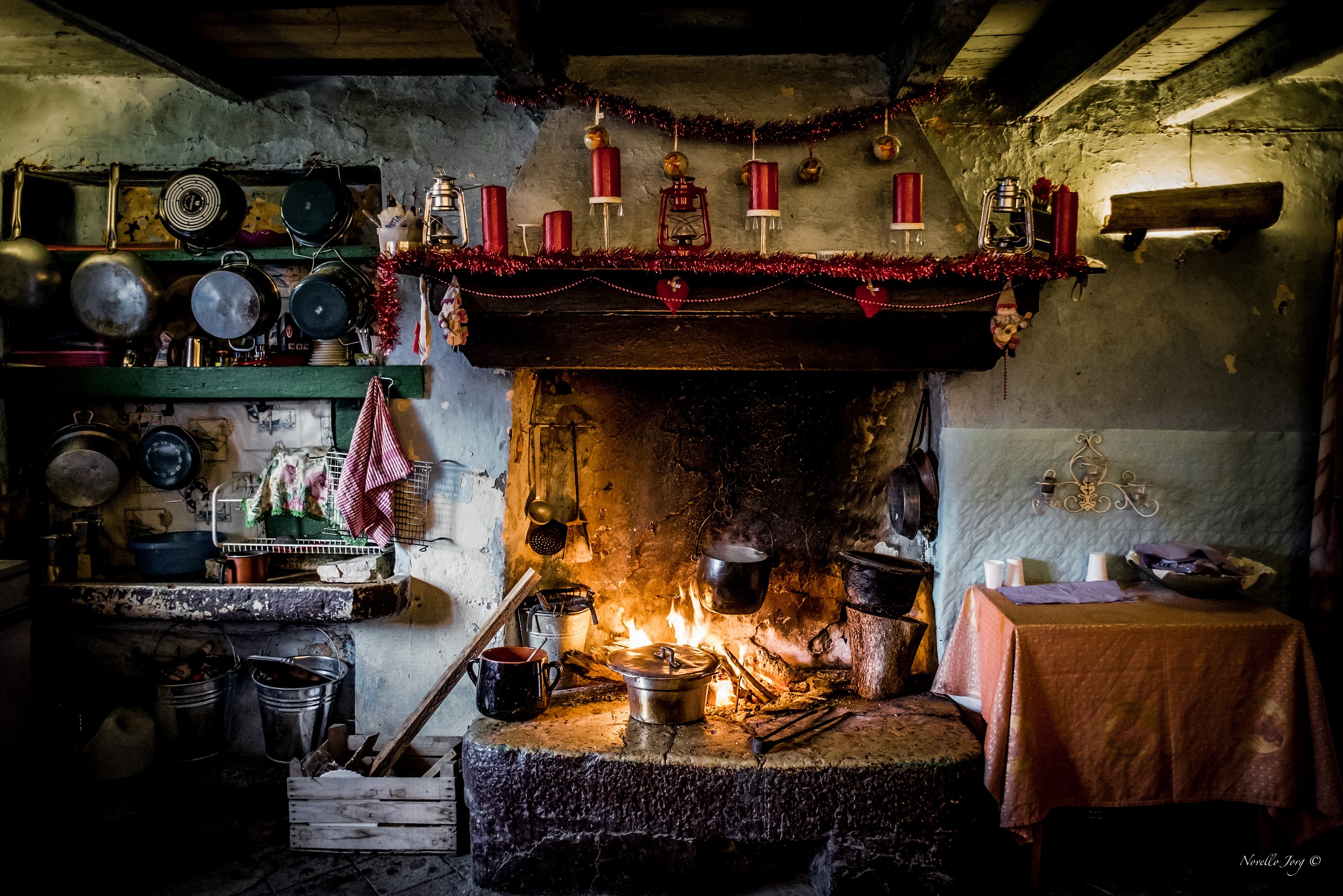 House of yesteryear Field