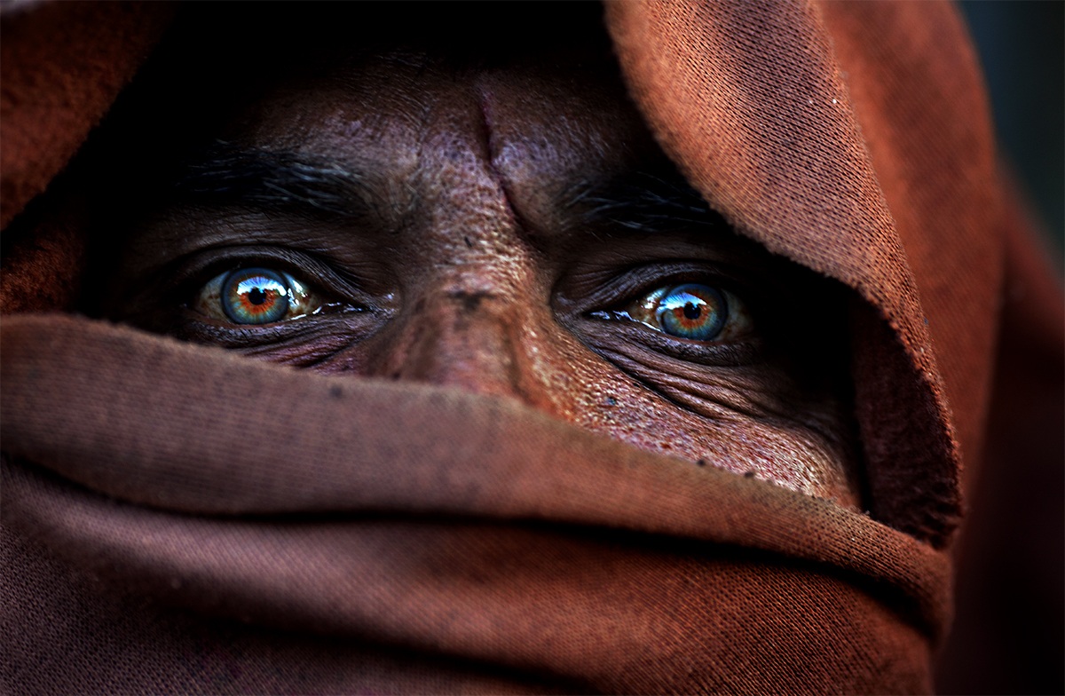 occhi azzurri?! trovati (india)