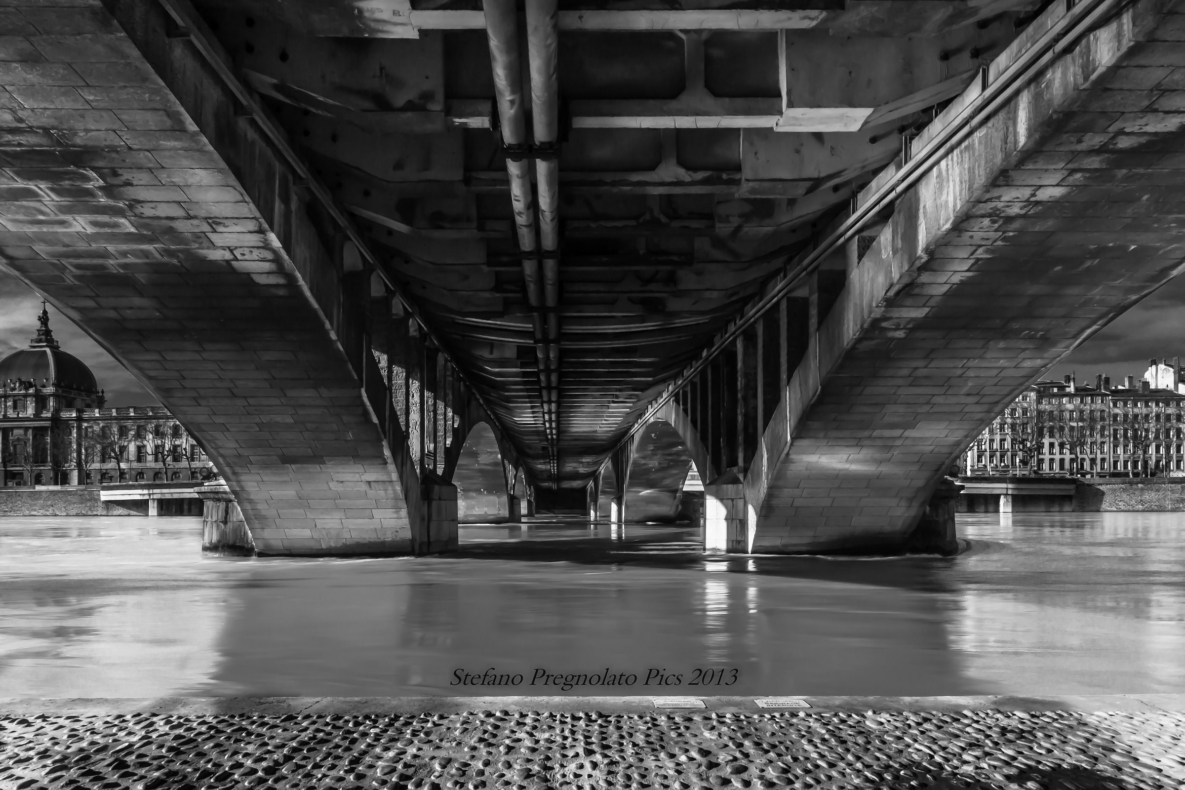 Sous le Pont - Lyon