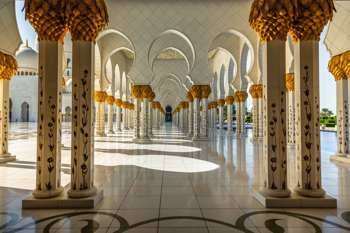 Abu Dhabi - Sheikh Zayed Grand Mosque