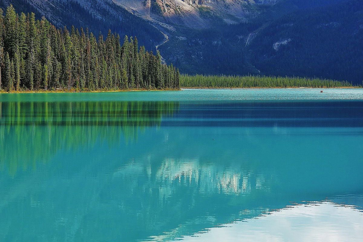 Emerald lake 2