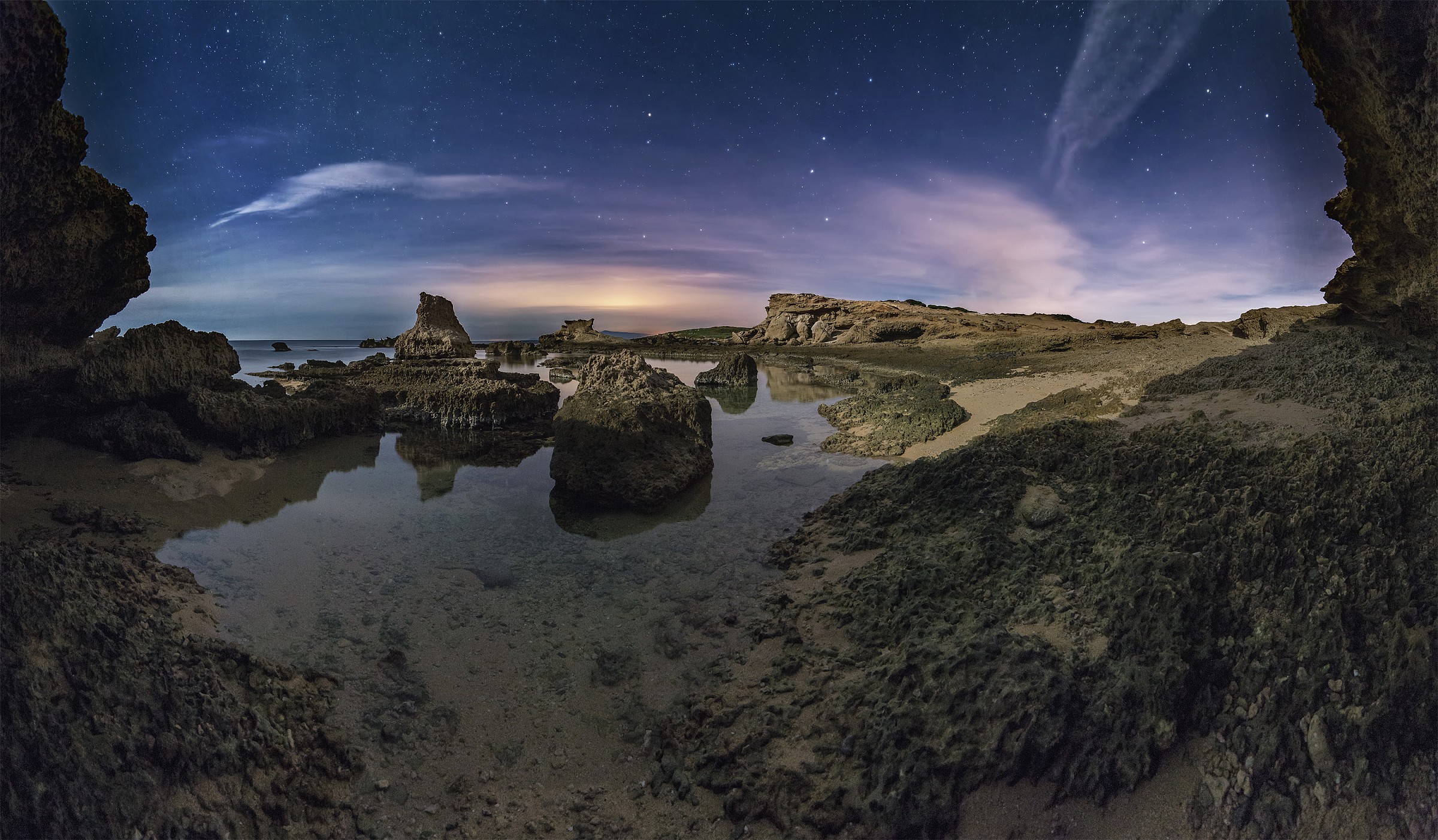 Panoramic Night Pallosu