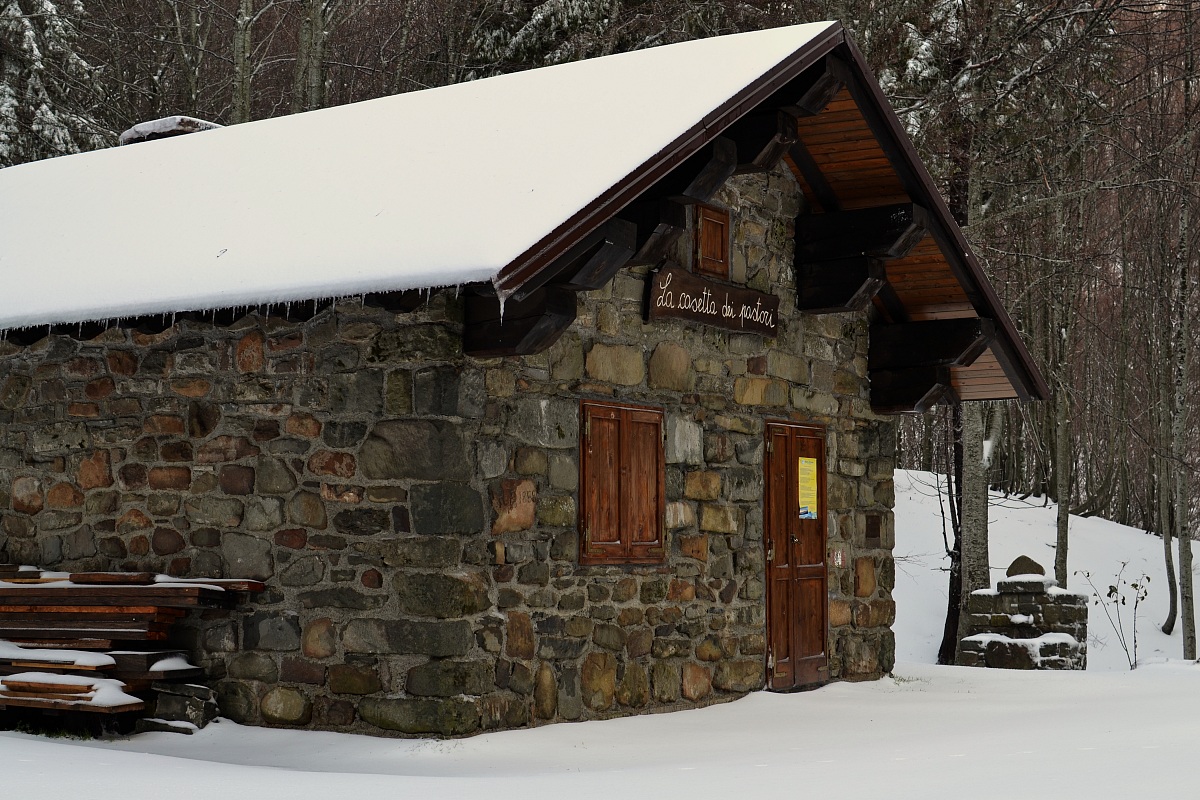 Casetta dei Pastori, valle del Sestaione