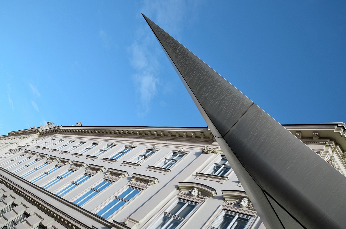 Albertina, modern design and lace