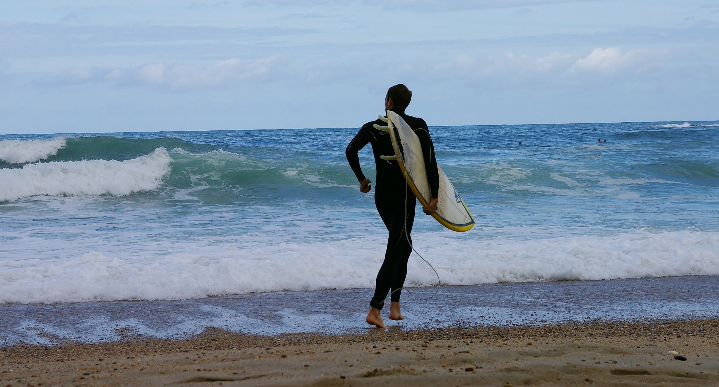 Waiting for the wave