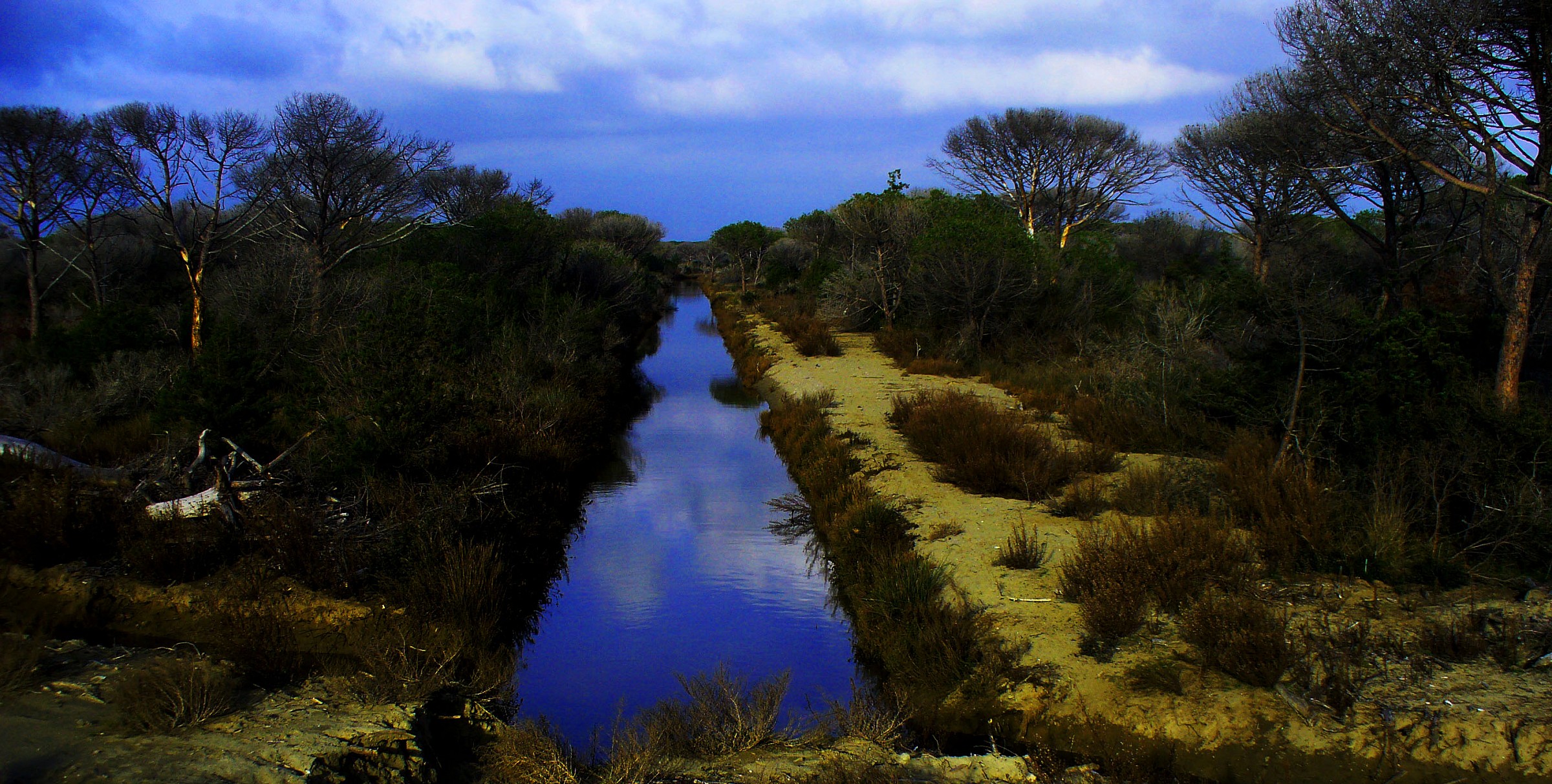 un canale!!!!!!!!!!!!!!