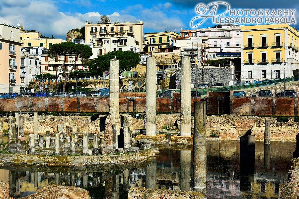 Pozzuoli (na) - Tempio di Serapide