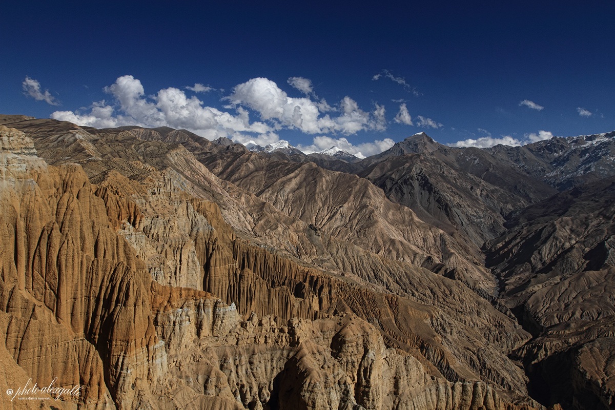 Natural sculptures in Mustang - Nepal