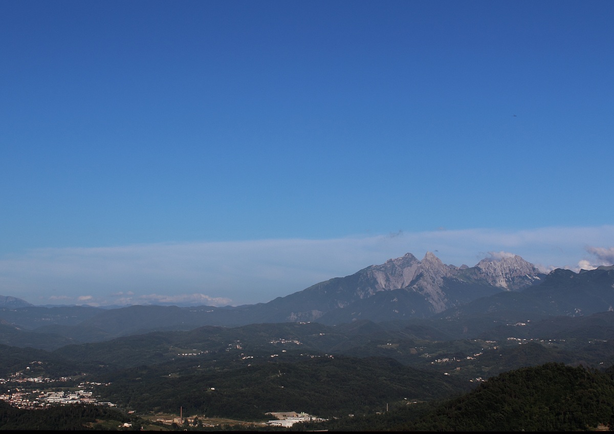 monti da lontano