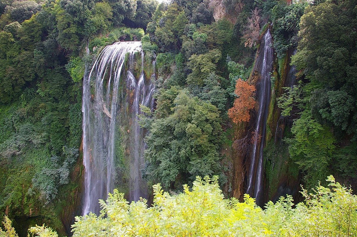 cascade of marmore