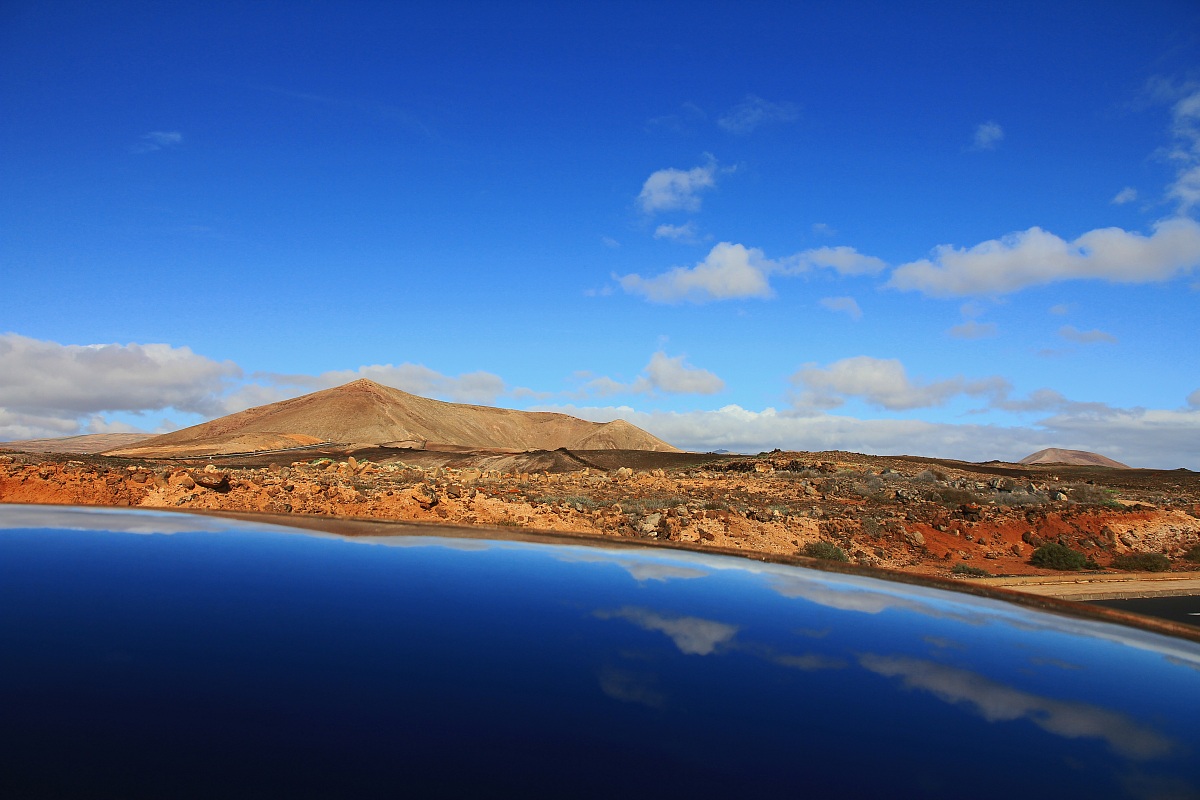Skyline reflected (Lanzarote)