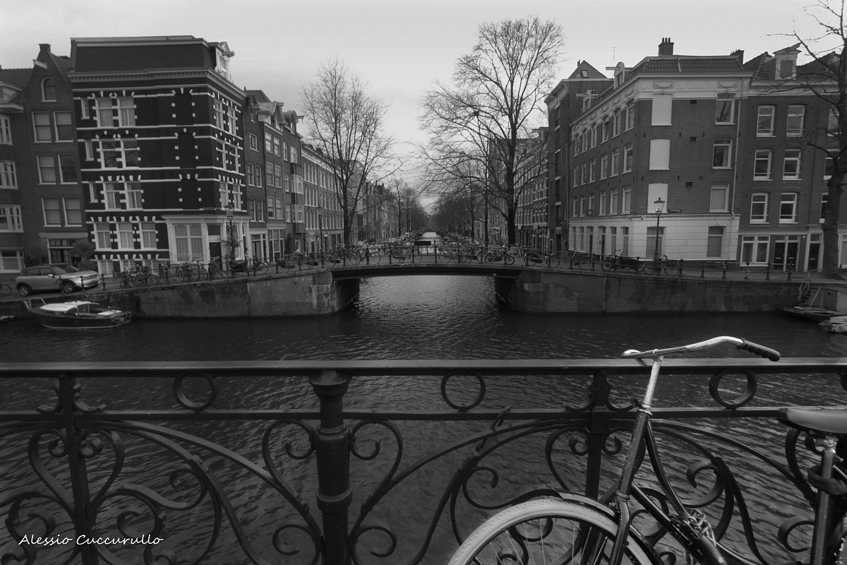 Il tipico parcheggio olandese