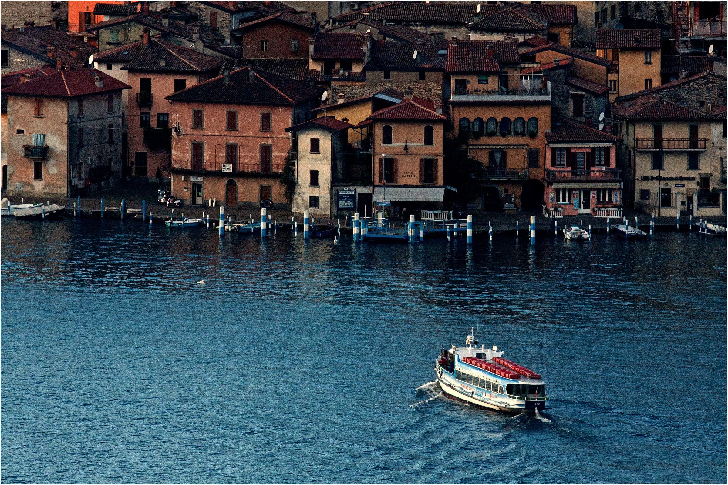 Peschiera Maraglio, particularly