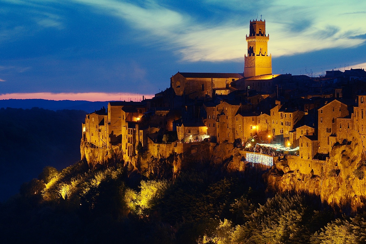 Sunset in Pitigliano (gr)