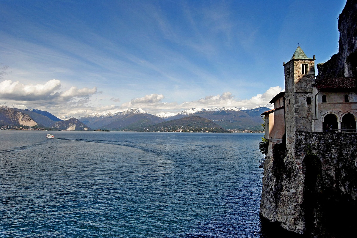 Santa Caterina del Sasso - Lago Maggiore