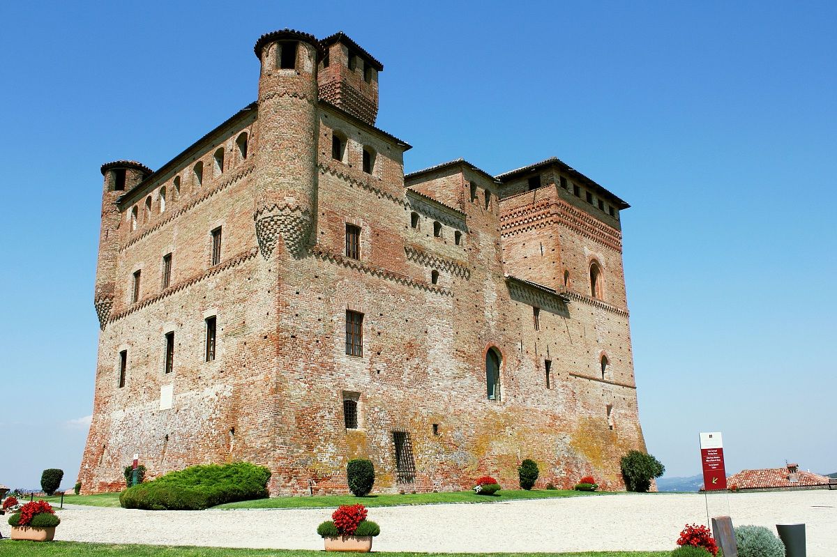 Grinzane Cavour Castle 2
