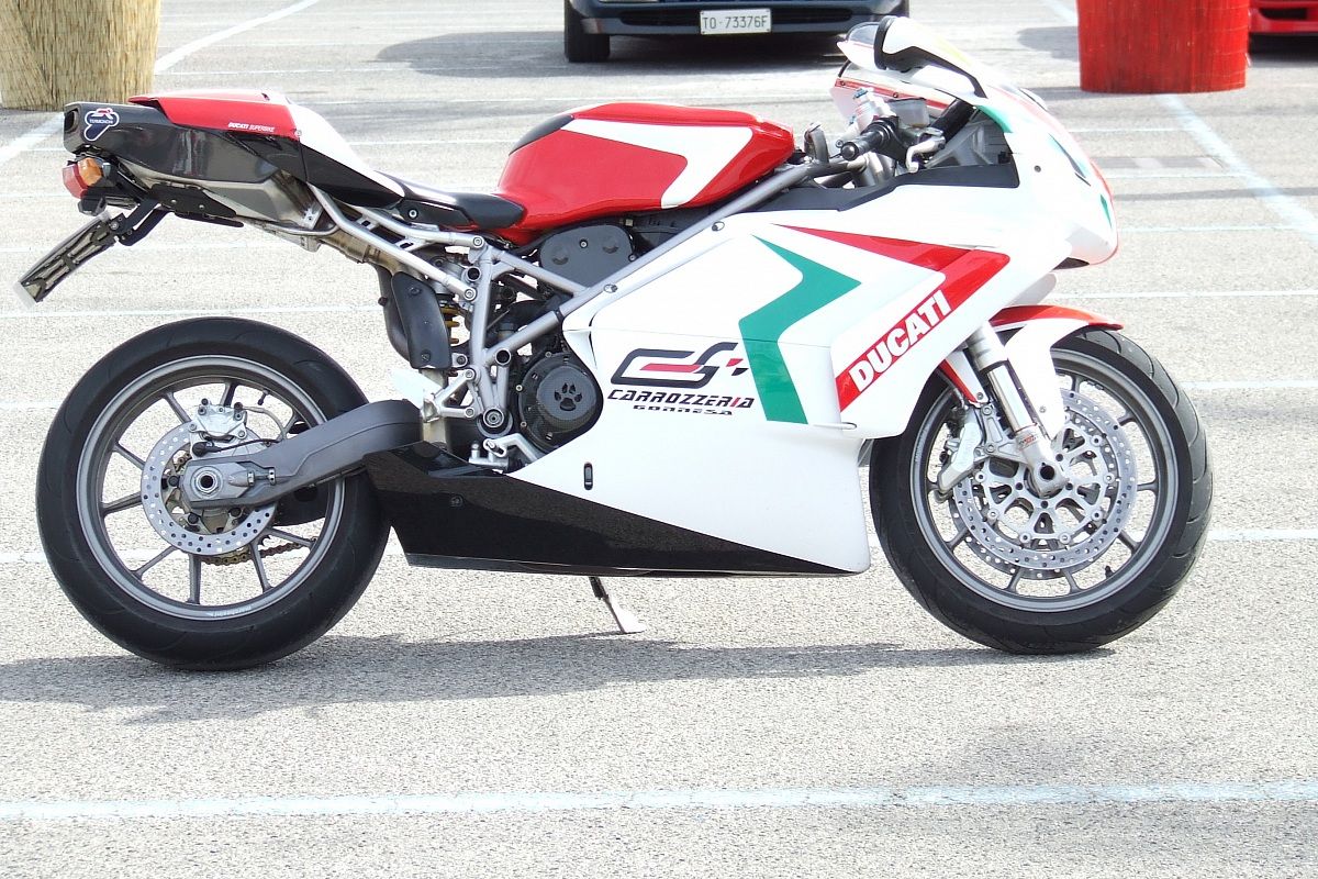 ducati tri color