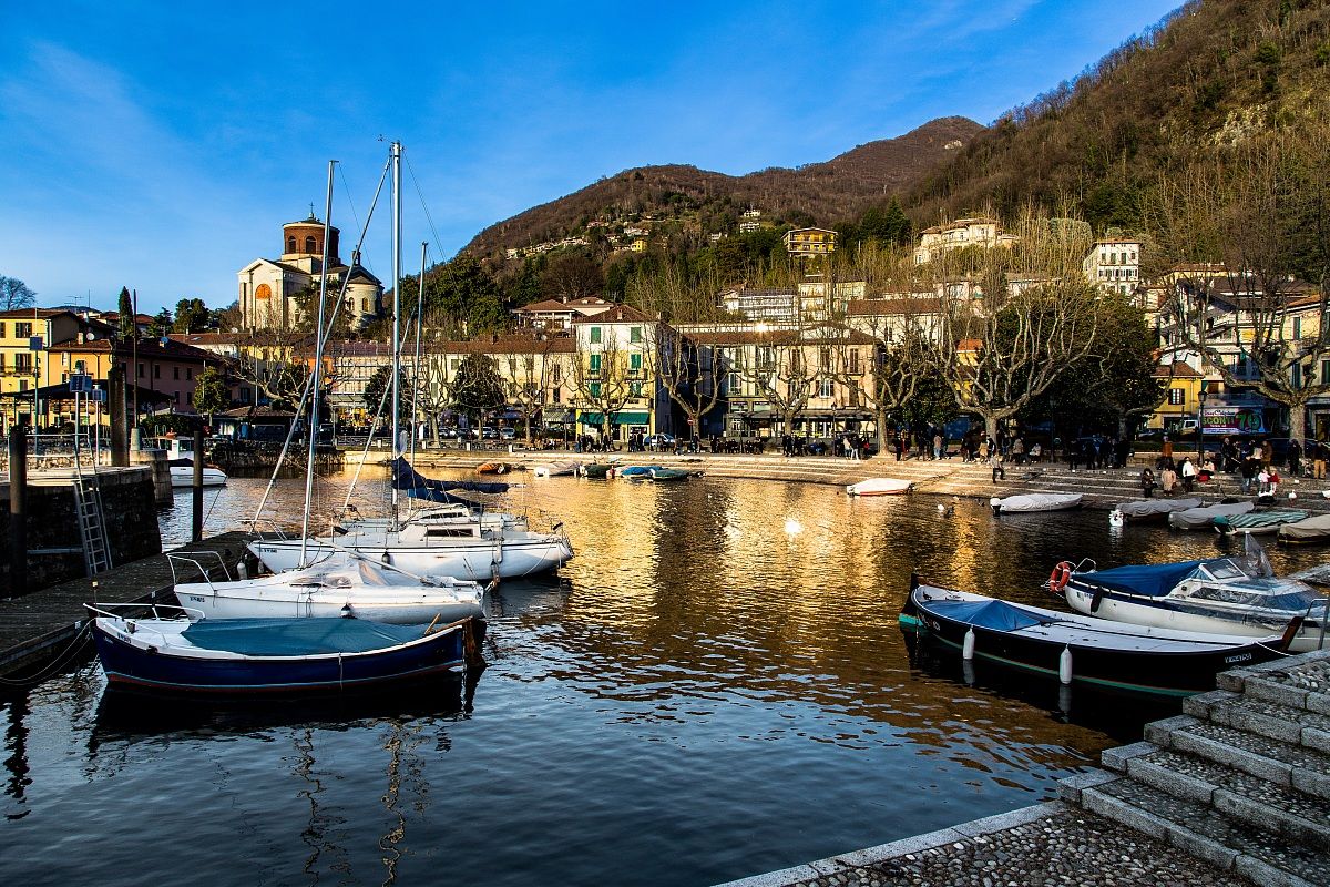 colori del porticciolo di Laveno