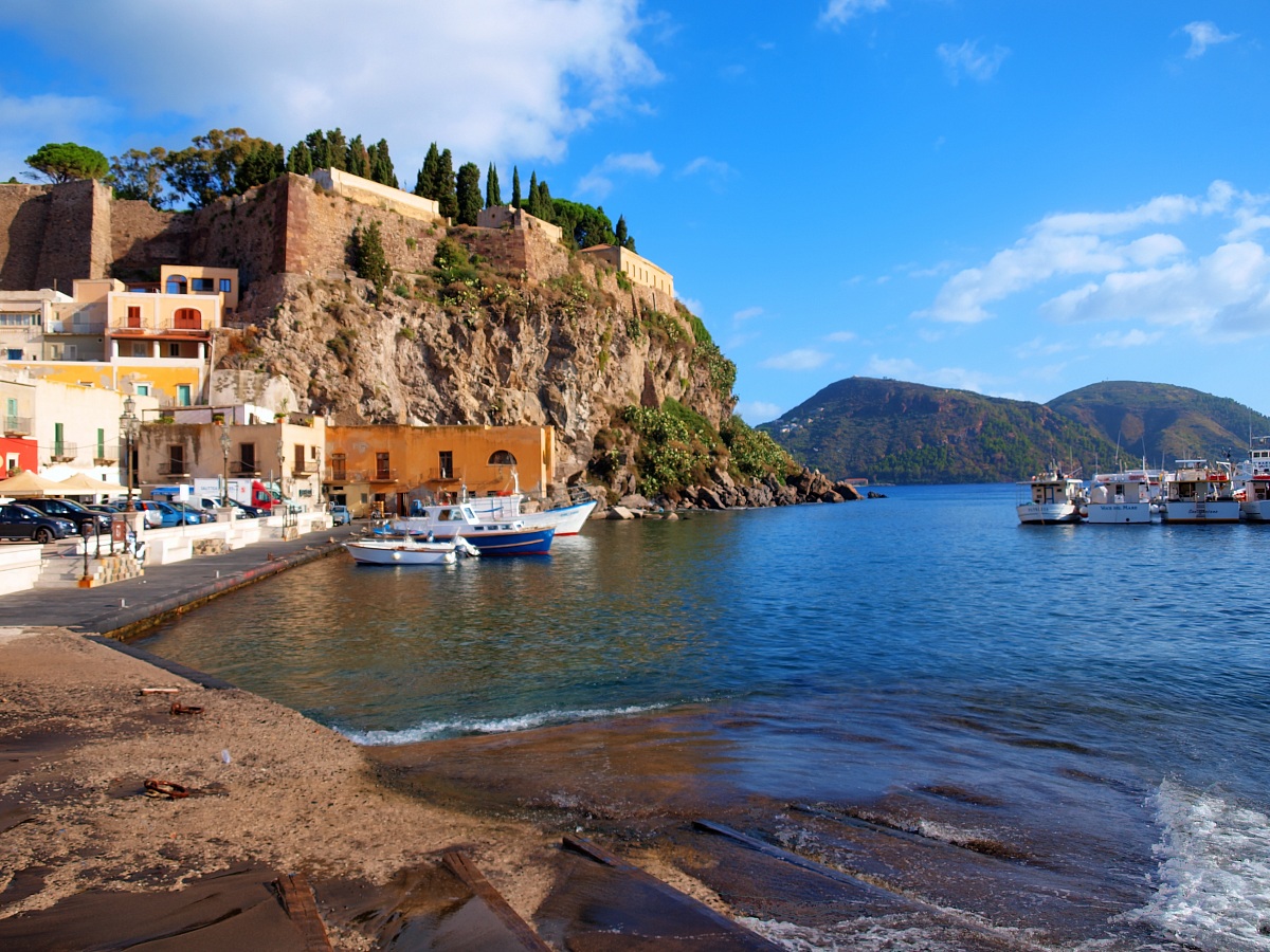 Marina Corta, Lipari