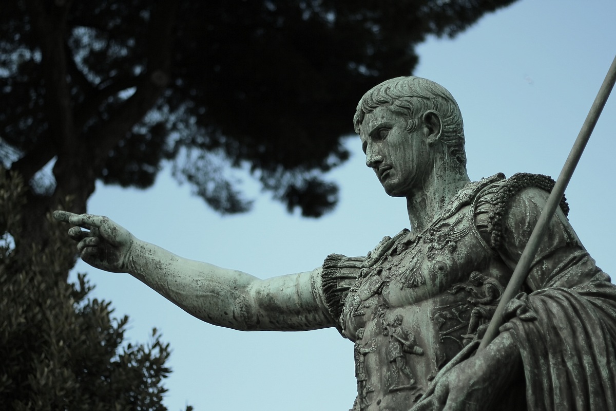 cesare in via dei fori imperiali