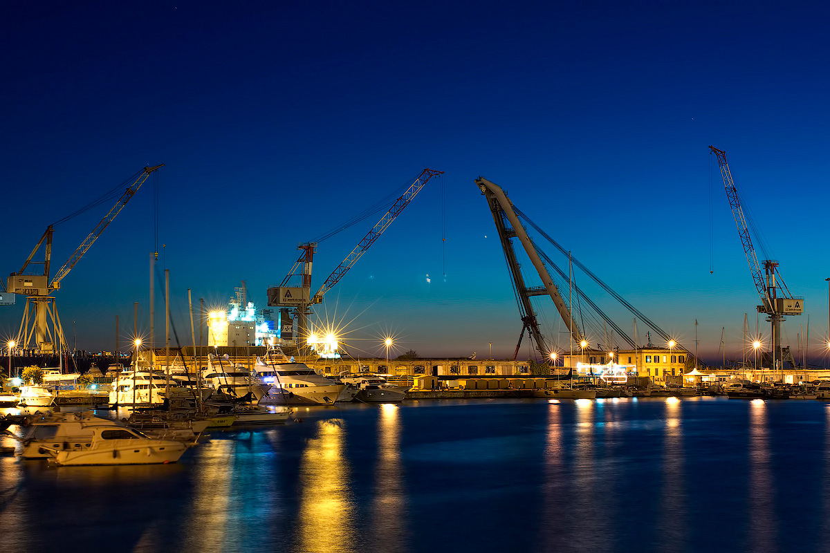 porto turistico ora blu