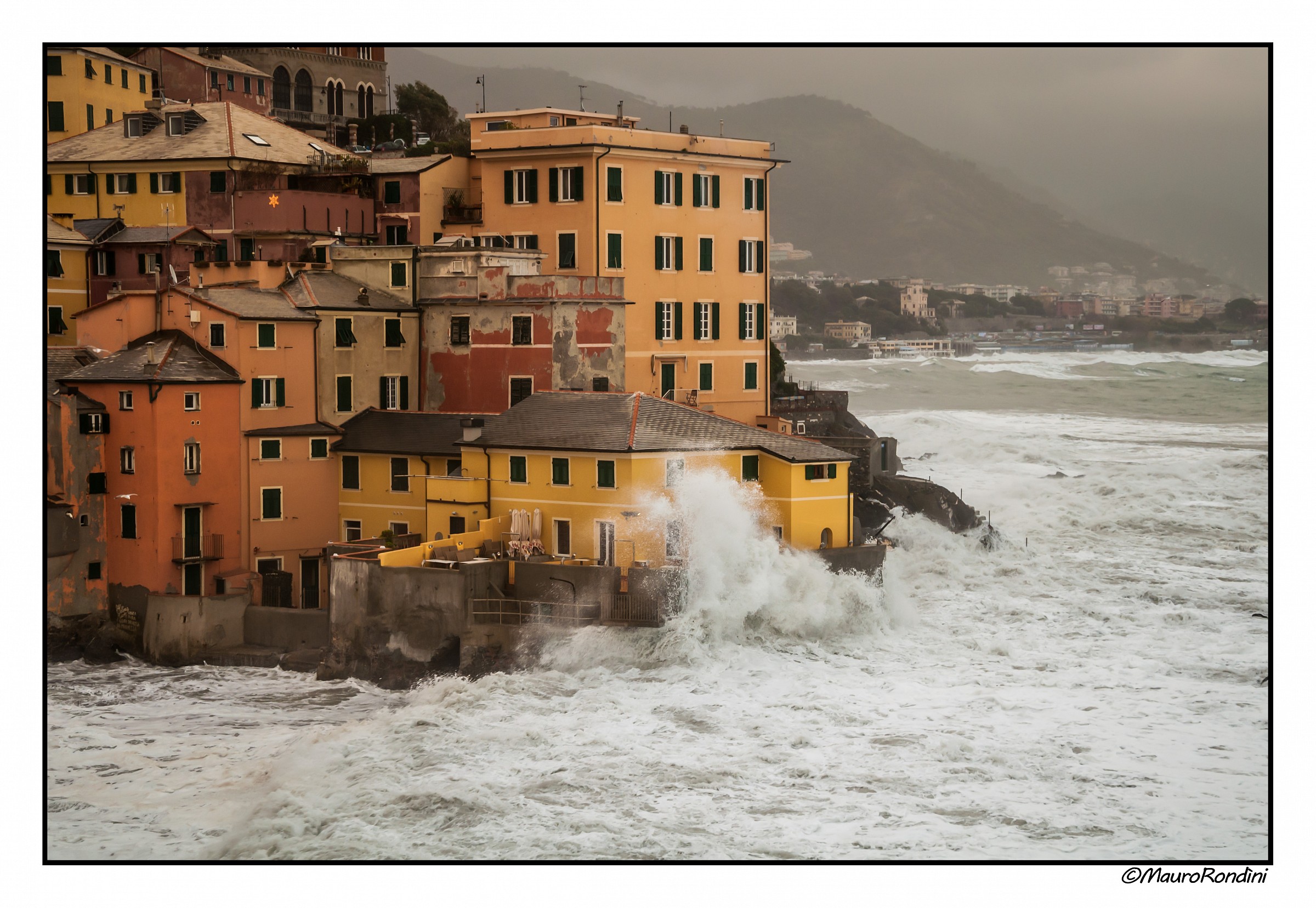 Mareggiata a Boccadasse