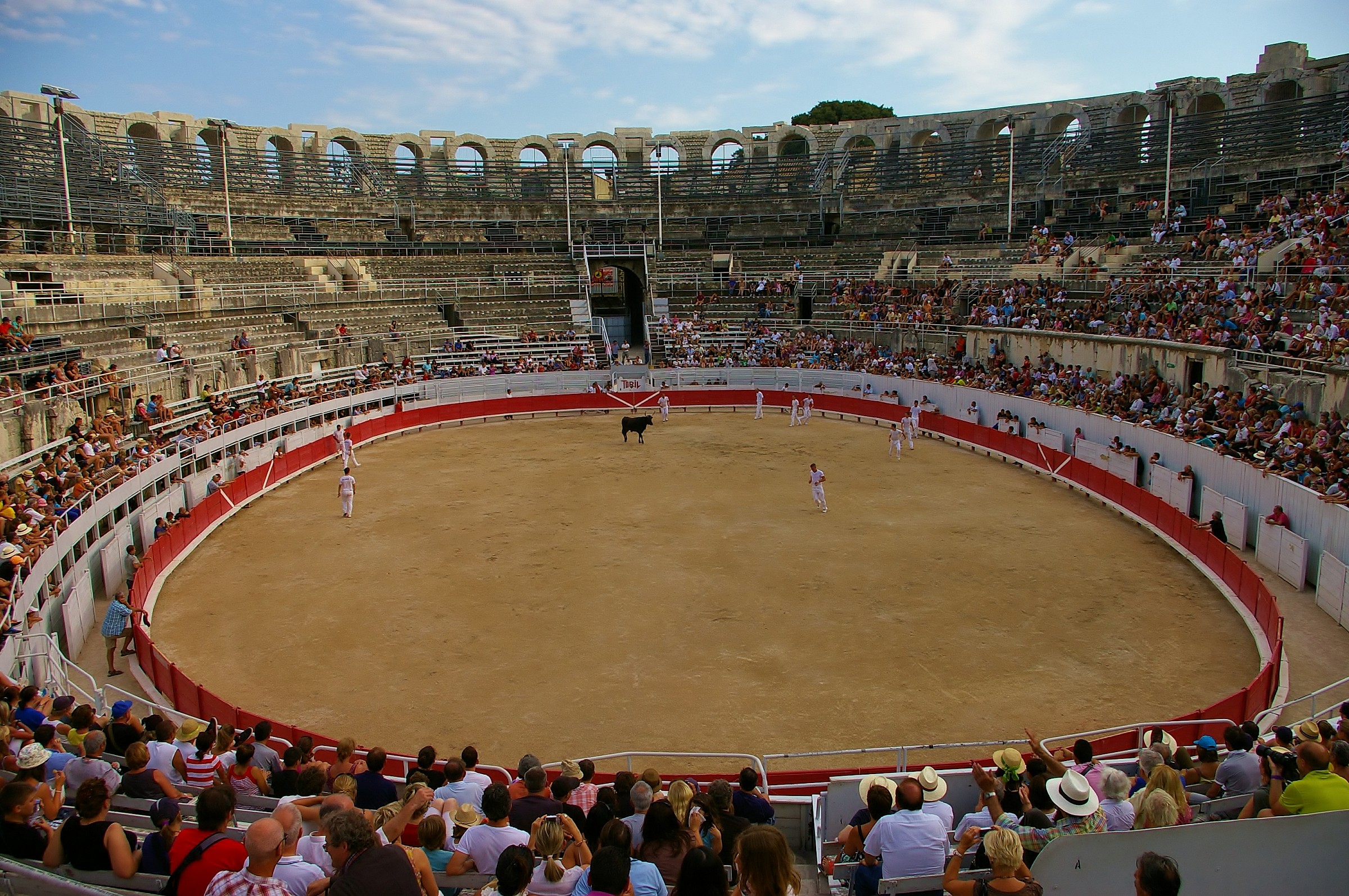 Ole: everyone in the arena,,,