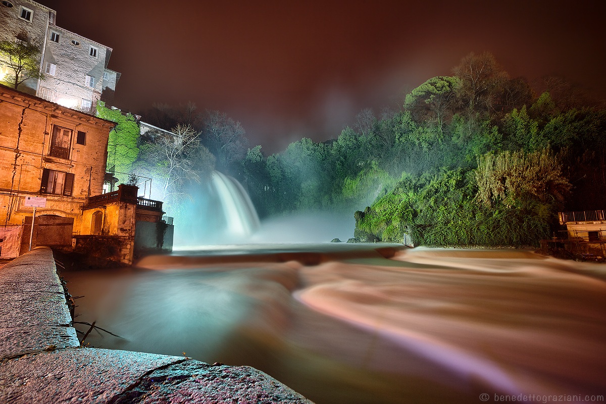 Impetuoso sugli argini