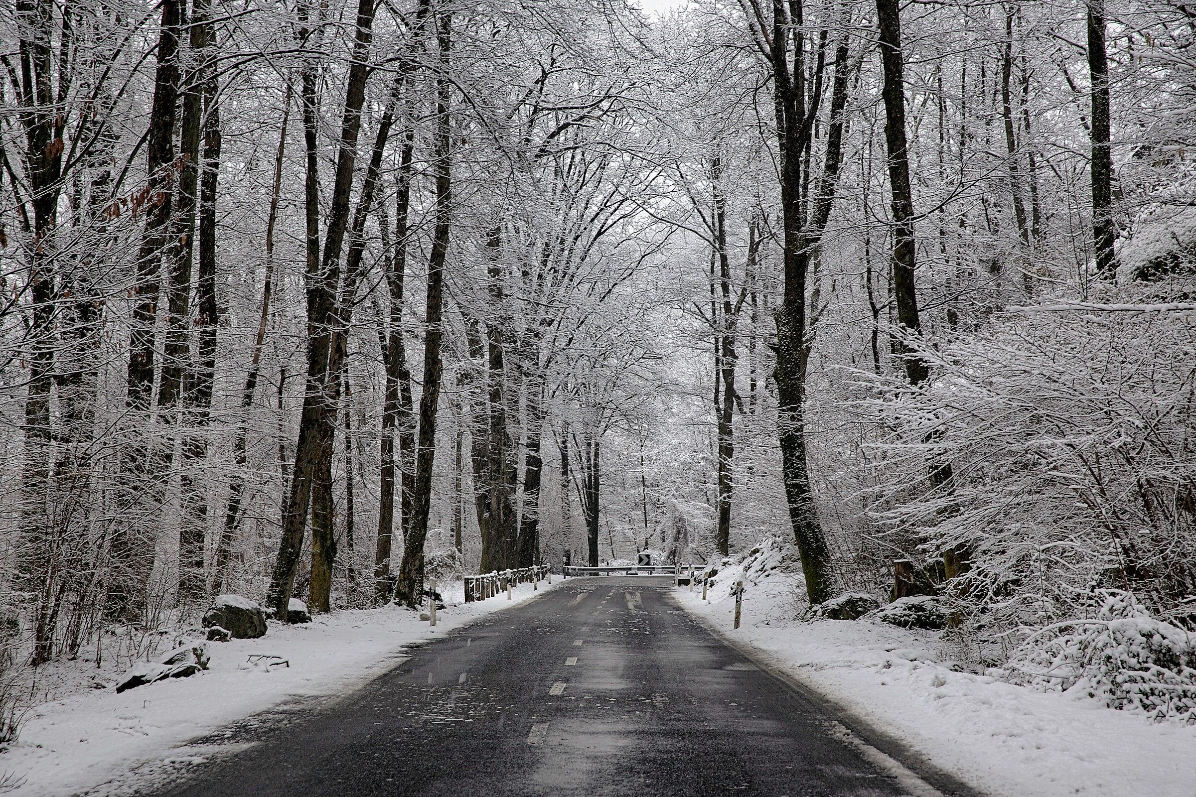 snow road ticino