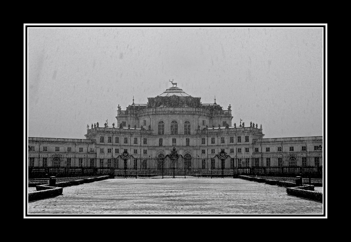 la palazzina e la neve