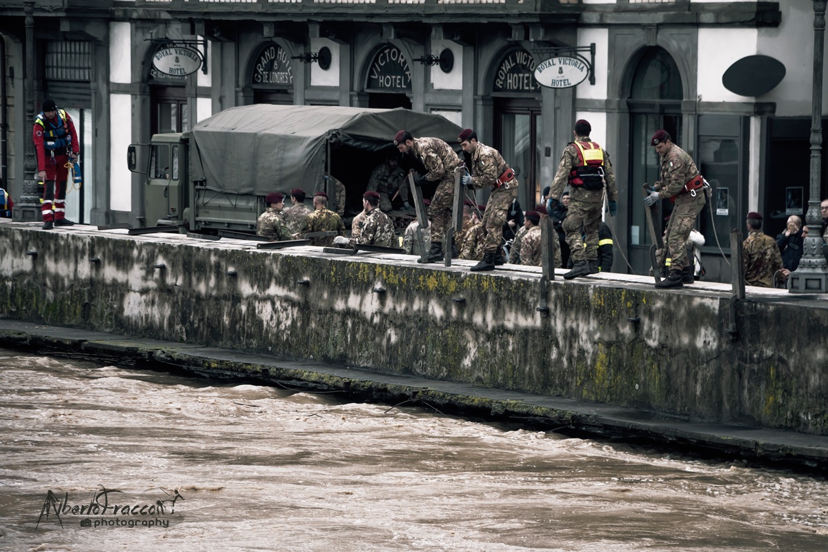 Paratie sul lungarno