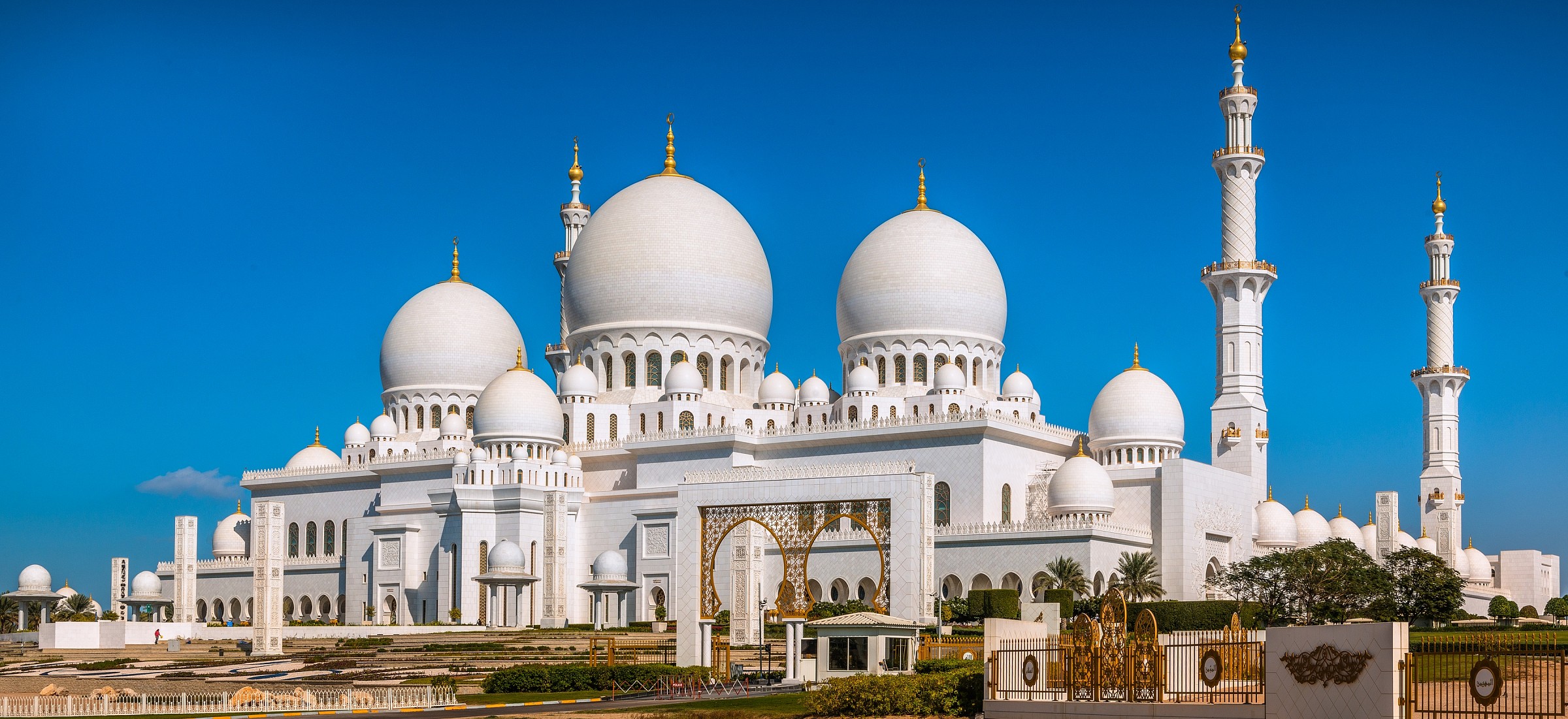 Abu Dhabi - Sheikh Zayed Grand Mosque