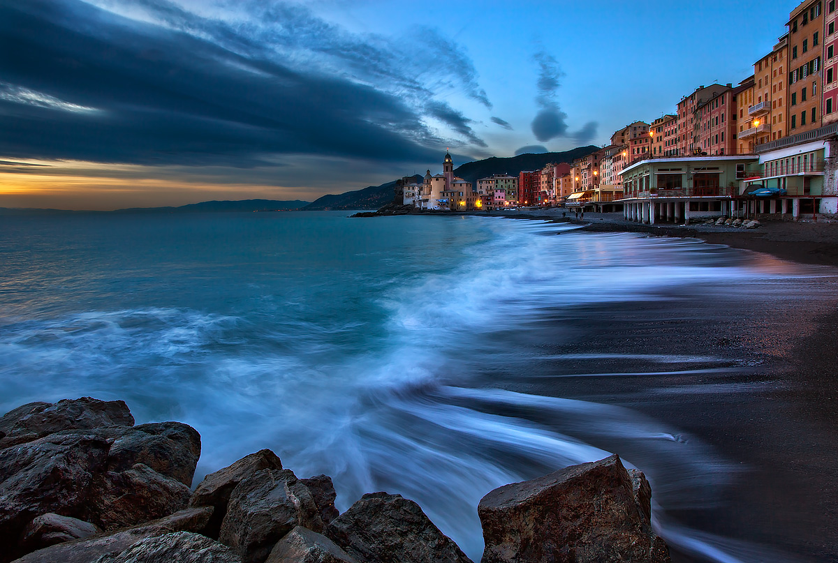 Last lights in Camogli