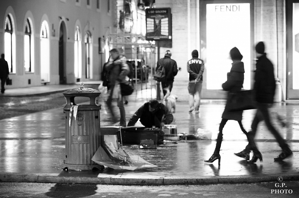 tutta Roma in un angolo di via del Corso