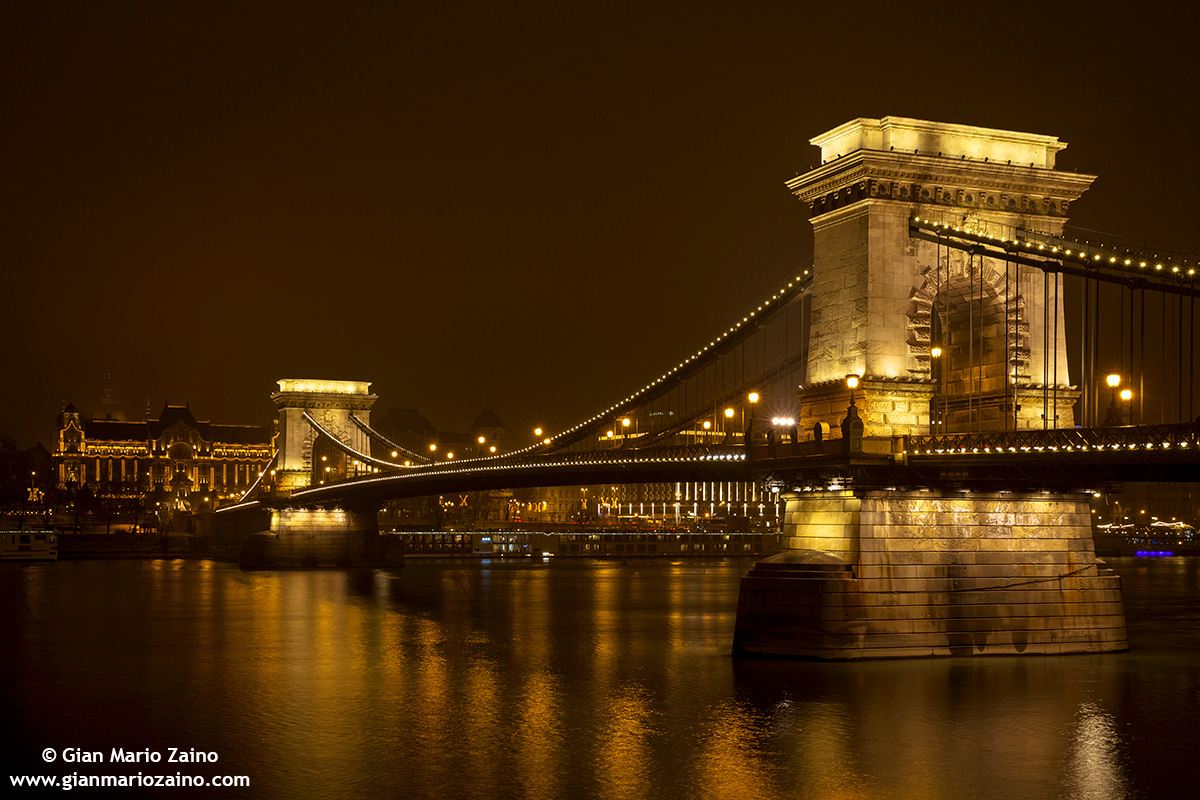 Budapest by night (21013)