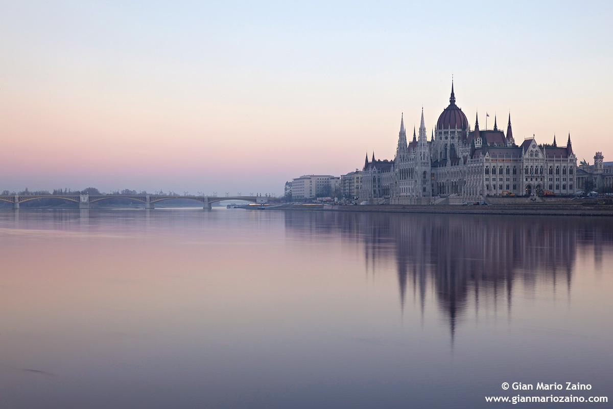 Budapest at sunrise (2013)
