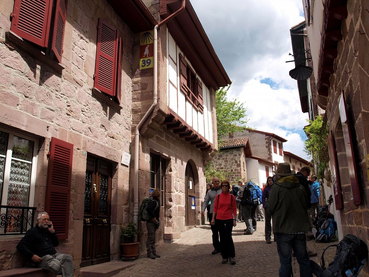 sjpp start of the Camino de Santiago