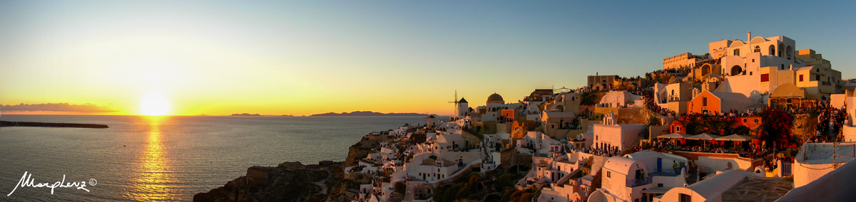 Santorini - Oia al tramonto