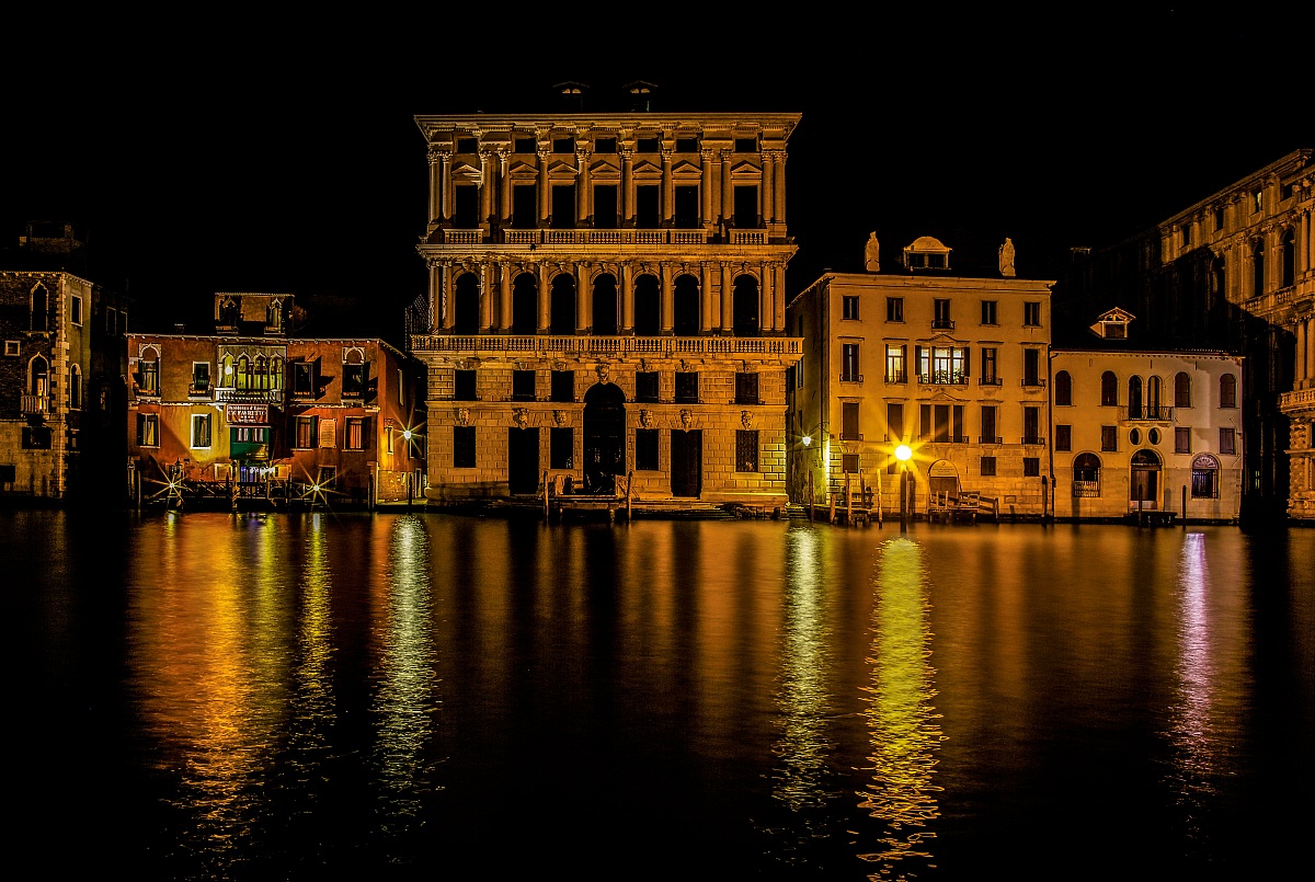 Venetian night