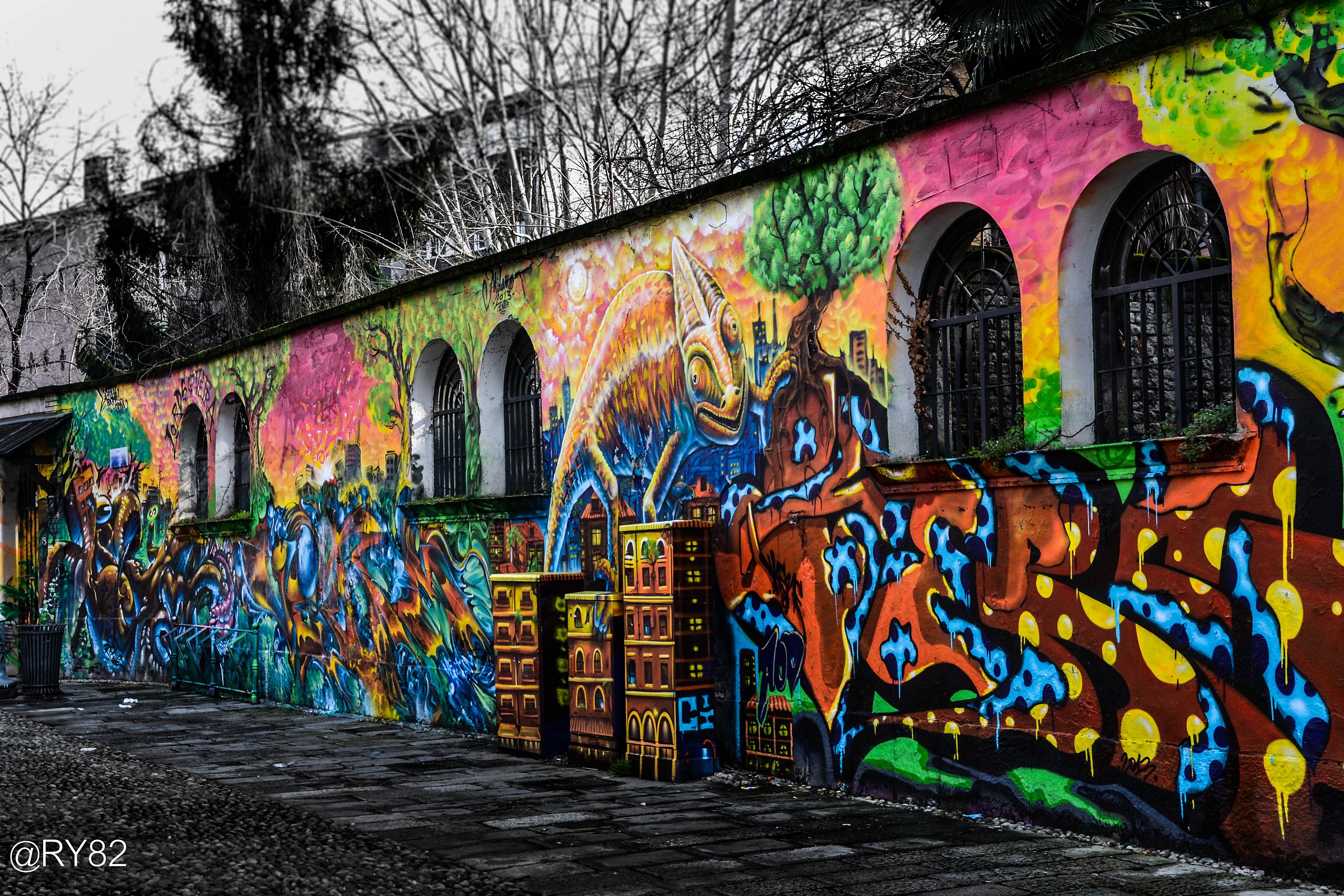 Graffiti (Parco delle Basiliche)