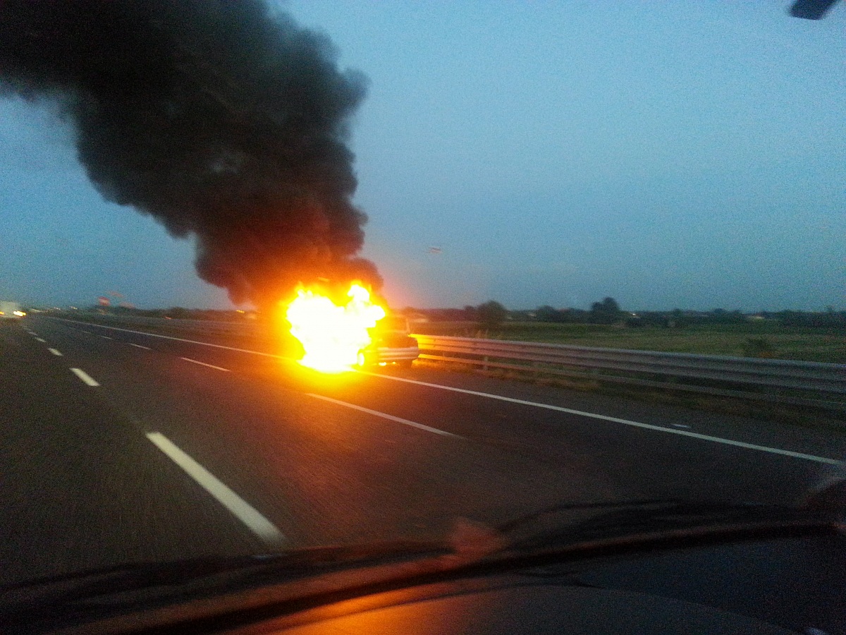 Incendio in autostrada