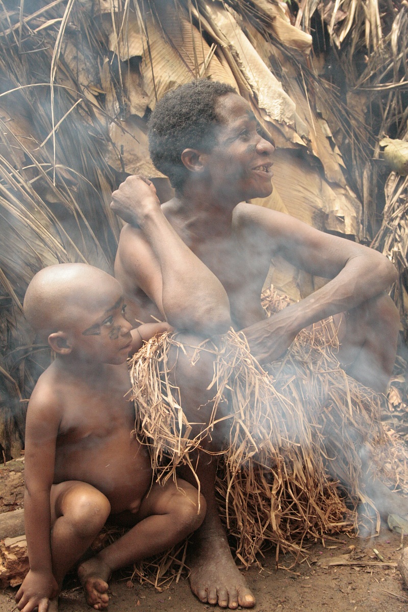Cameroon: Dja reserve - Baka Pygmies 2