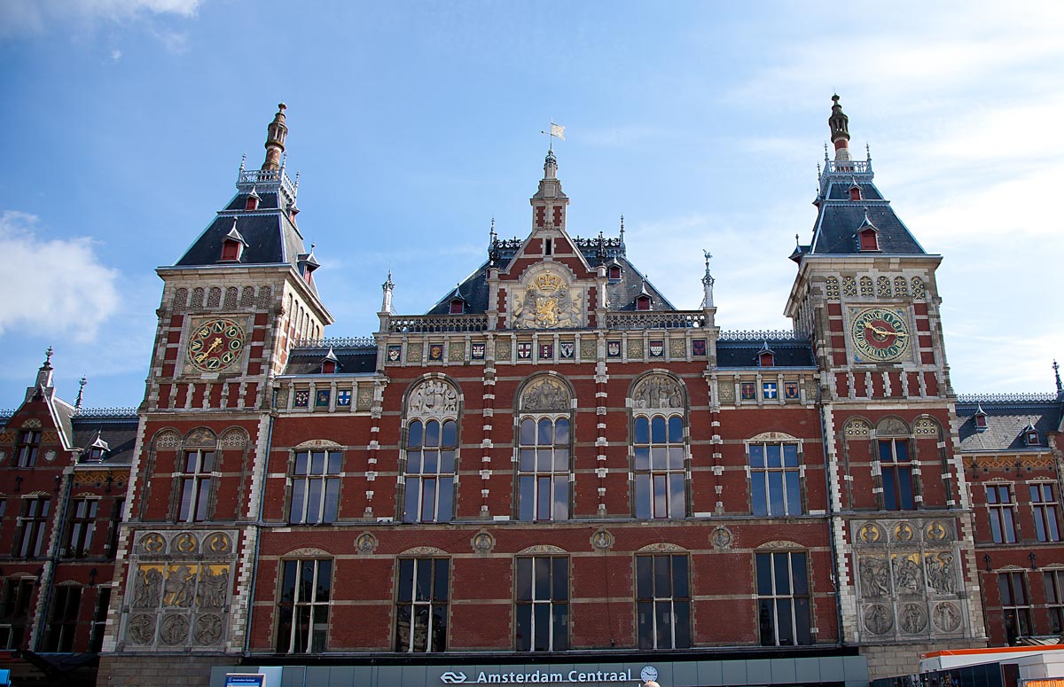 Amsterdan, Centraal