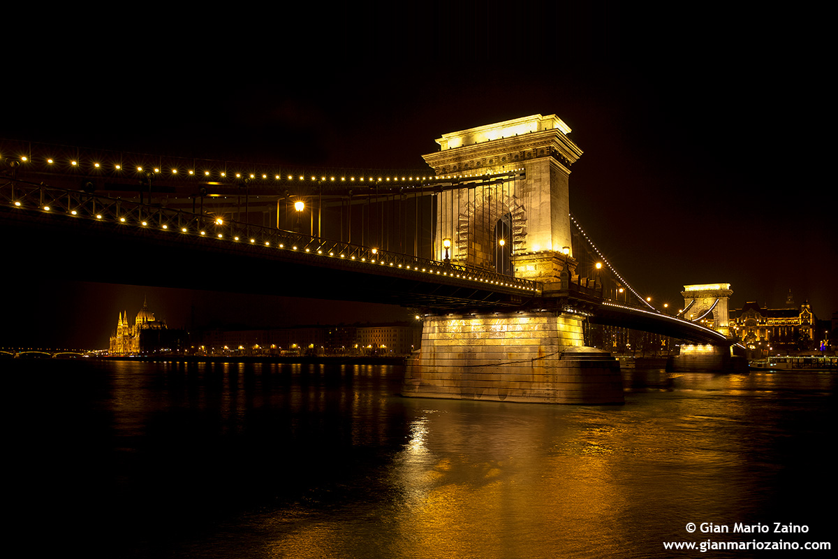 Budapest by Night (2013) - 07