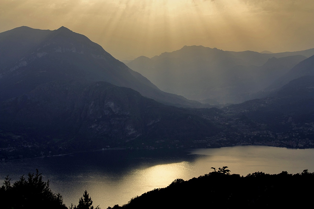 Veduta dal Monte Foop Esino Lariano