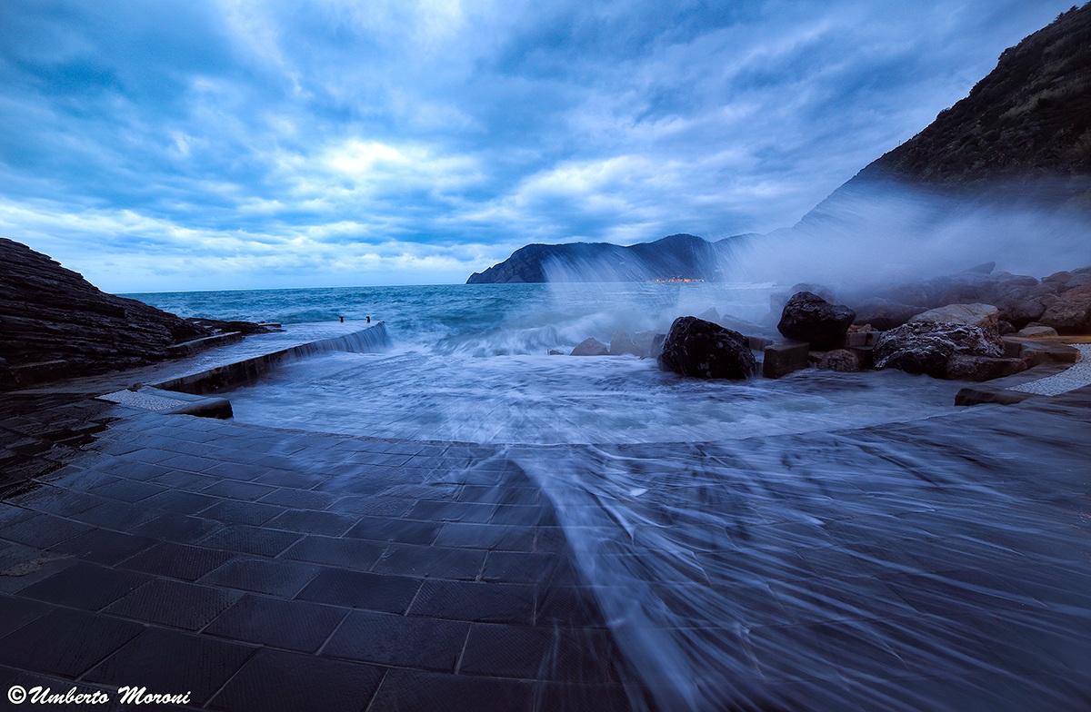 Mare mosso a Vernazza
