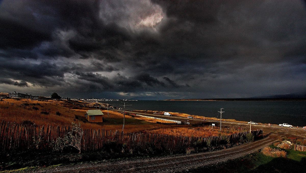 thunderstorm on Montt gulf