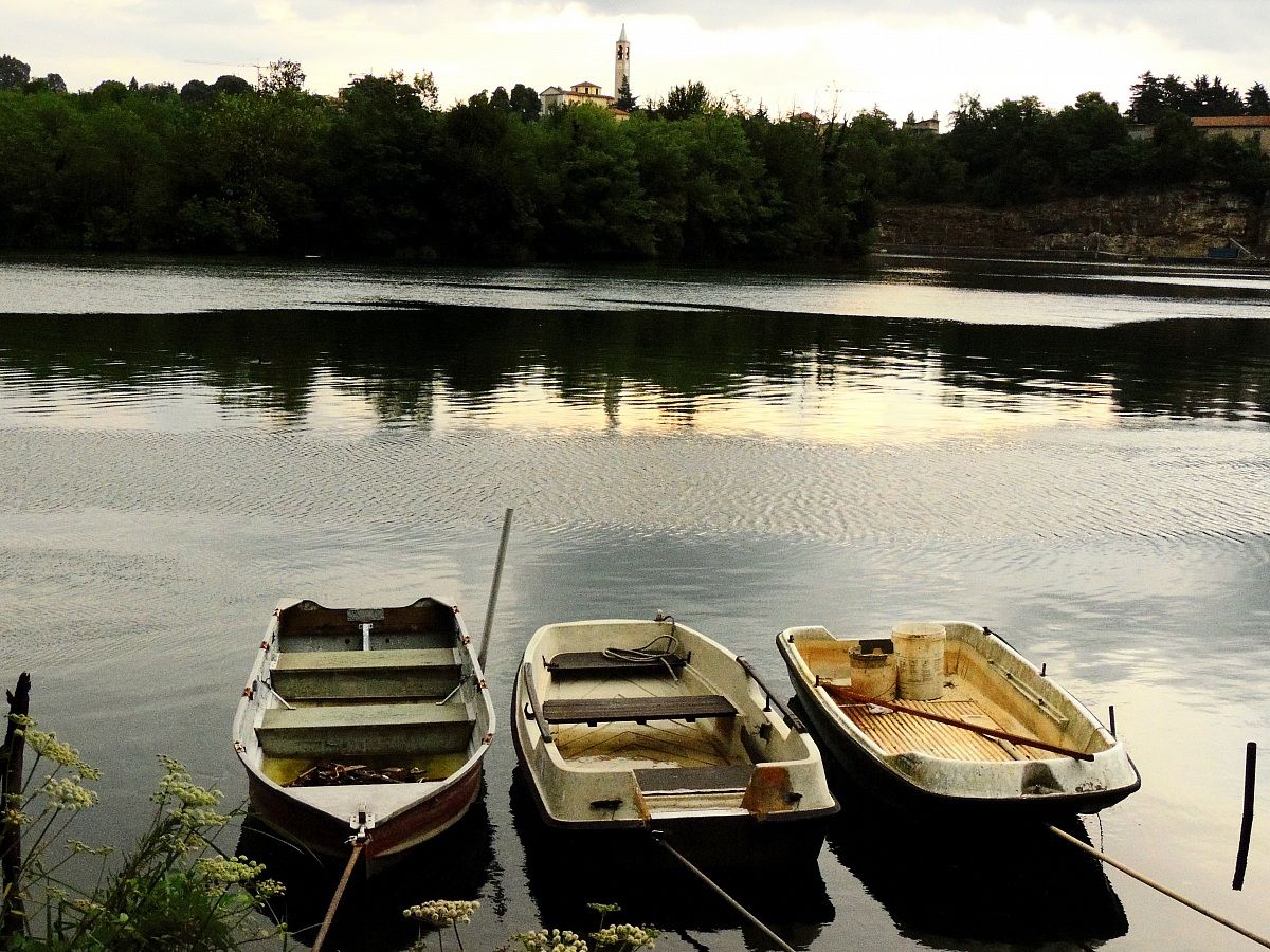 inhabitants of the river